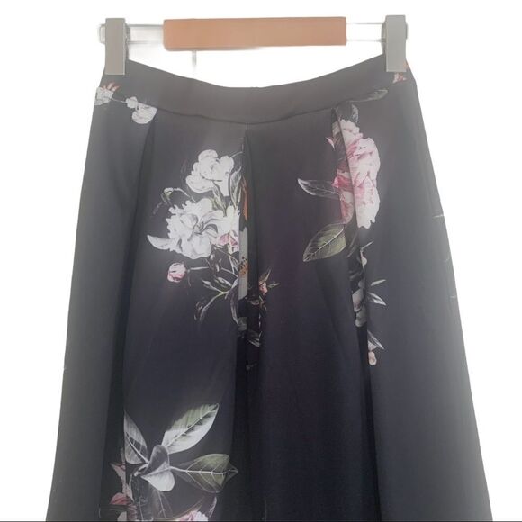 Boohoo NWT Black Floral Box Pleat Midi Skirt - Picture 6 of 7